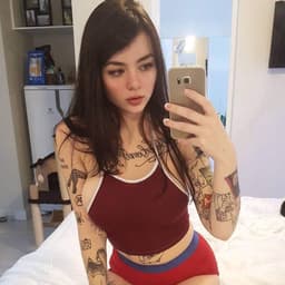 @tracy's profile picture
